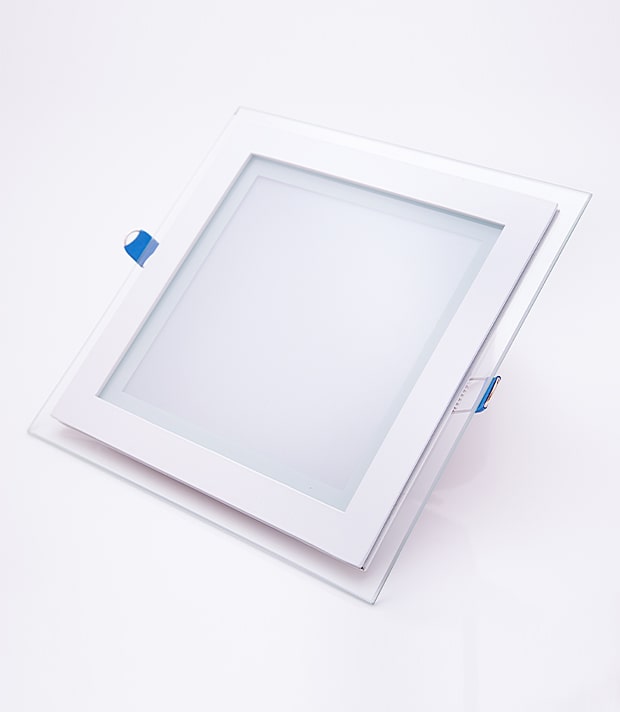 عکاسی پشت زمینه سفید