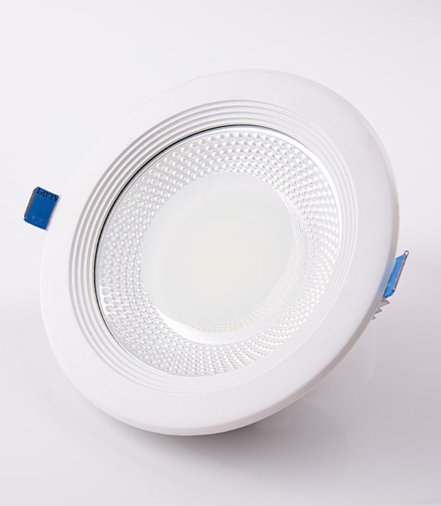 عکاسی پشت زمینه سفید